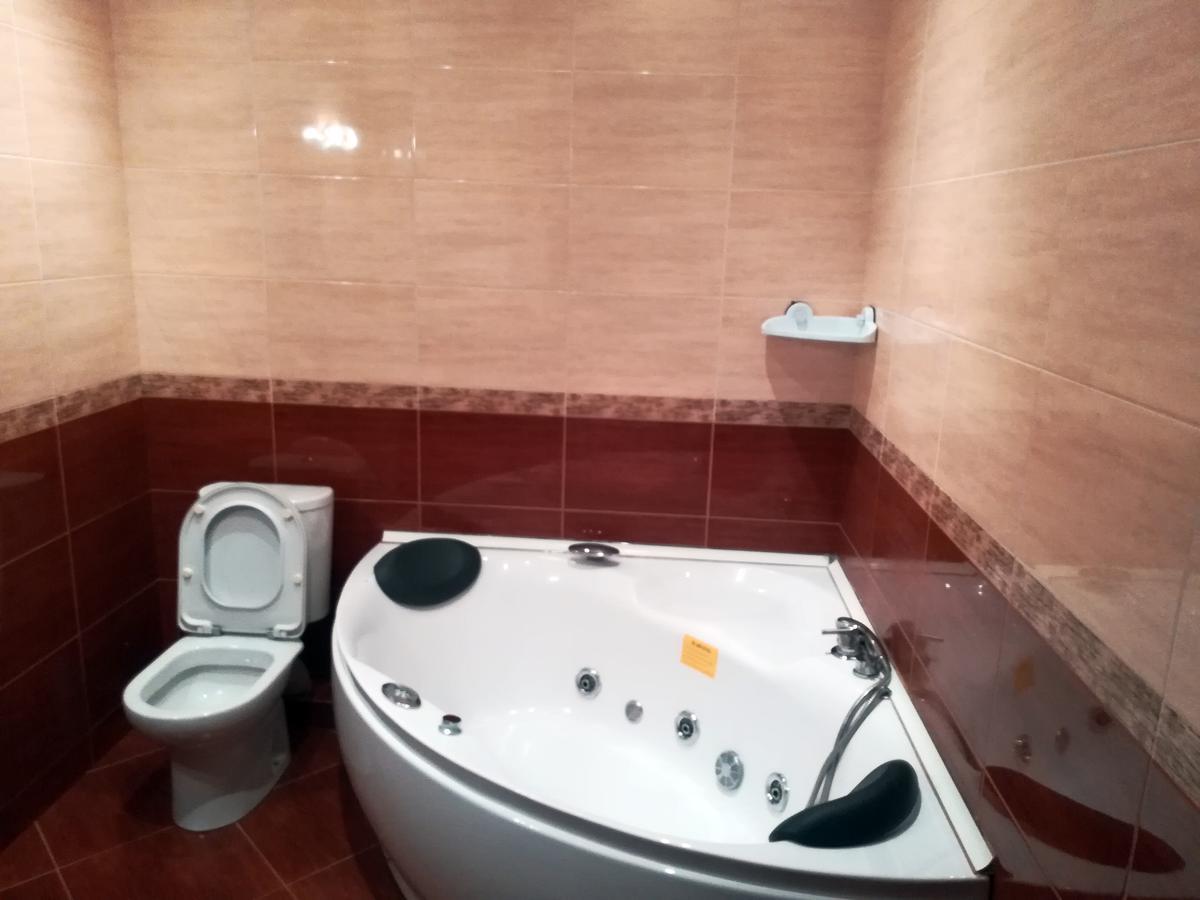 Leon Hotel Tbiliszi Kültér fotó