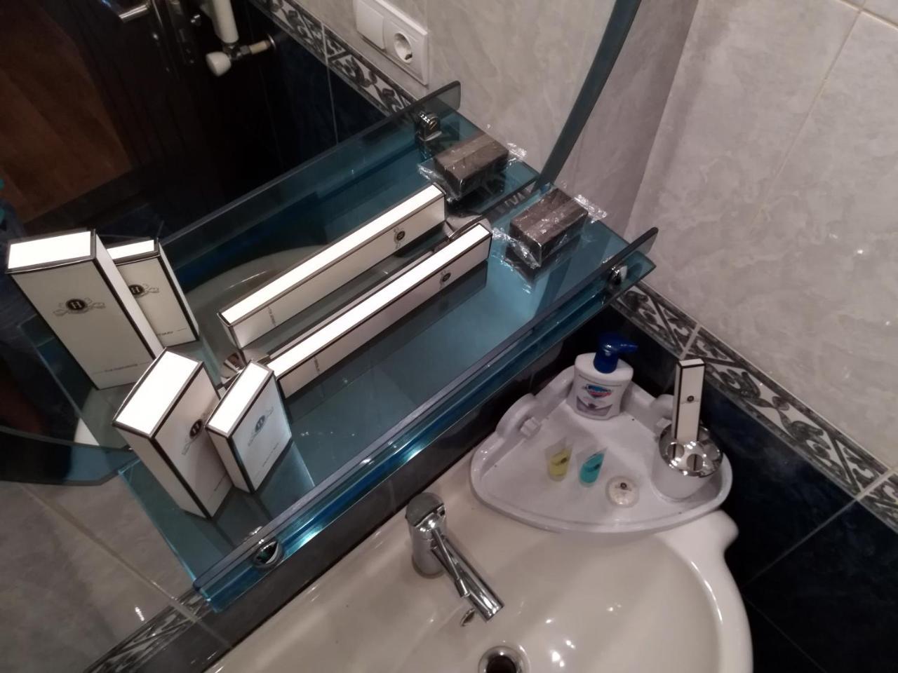 Leon Hotel Tbiliszi Kültér fotó