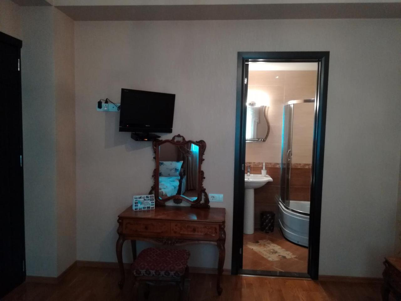 Leon Hotel Tbiliszi Kültér fotó